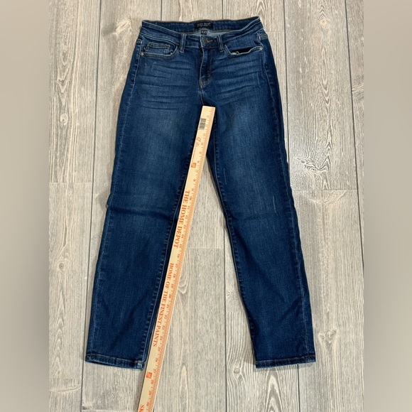 Judy Blue Jeans Womens size 5/27 Mid Rise Tapered Stretch Slim Fit Dark wash - Picture 6 of 9
